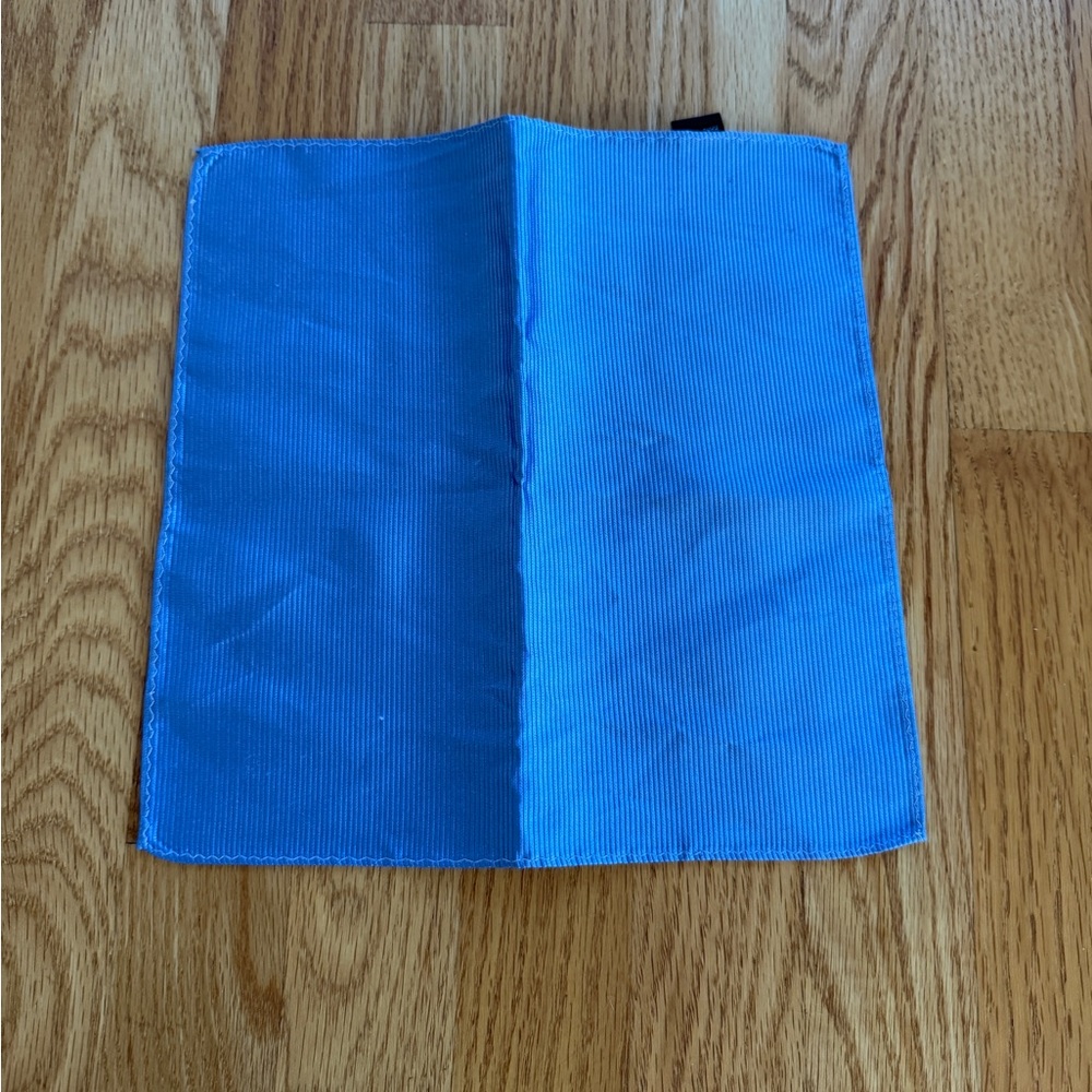 Men’s pocket square silk blue ribbed